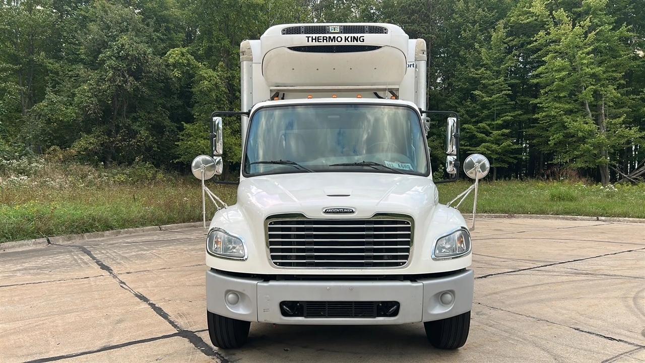 Freightliner M2 106  2020