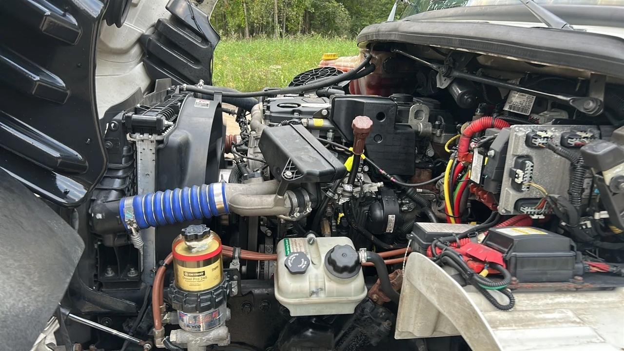 Freightliner M2 106  2020