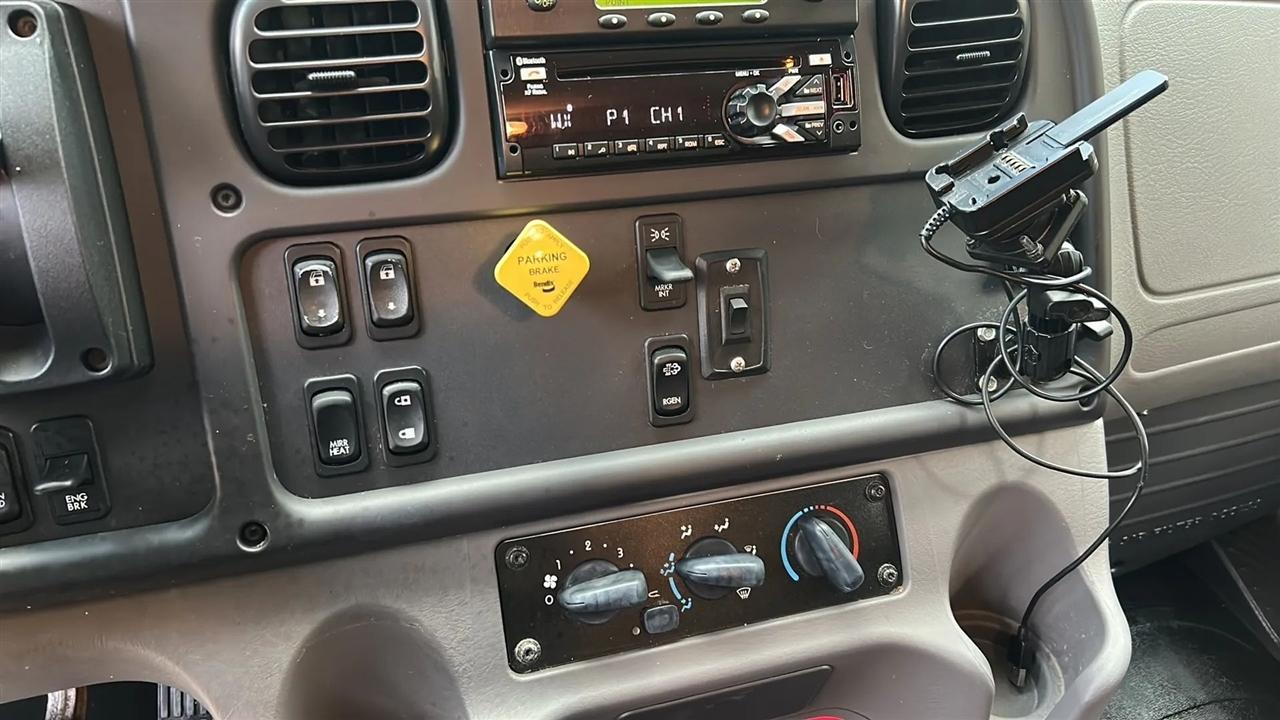 Freightliner M2 106  2020