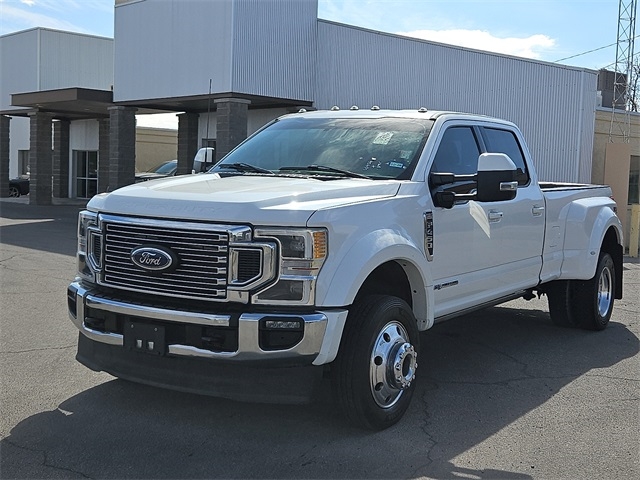 2022 Ford Super Duty F-450 DRW Lariat
