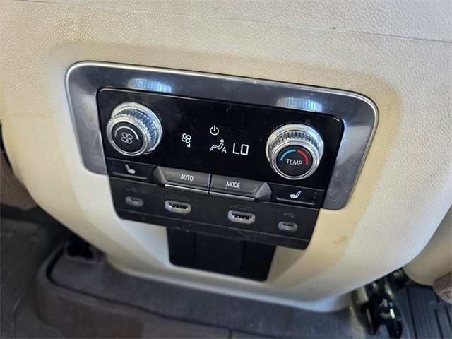 GMC Yukon XL  2021 GMC Yukon XL  2021