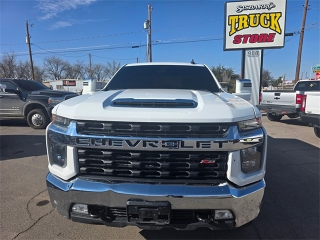2022 Chevrolet Silverado 2500HD LT photo 2