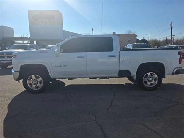 2022 Chevrolet Silverado 2500HD LT photo 4