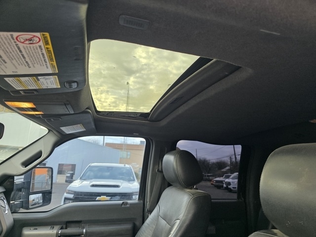 Ford Super Duty F-250 SRW  2014