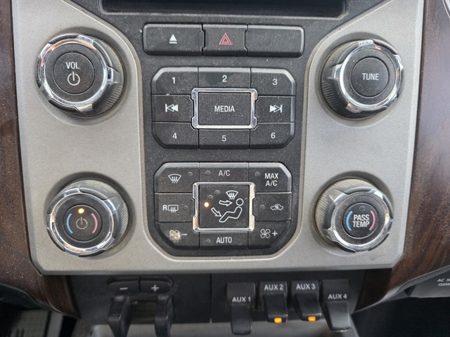 Ford Super Duty F-250 SRW  2014