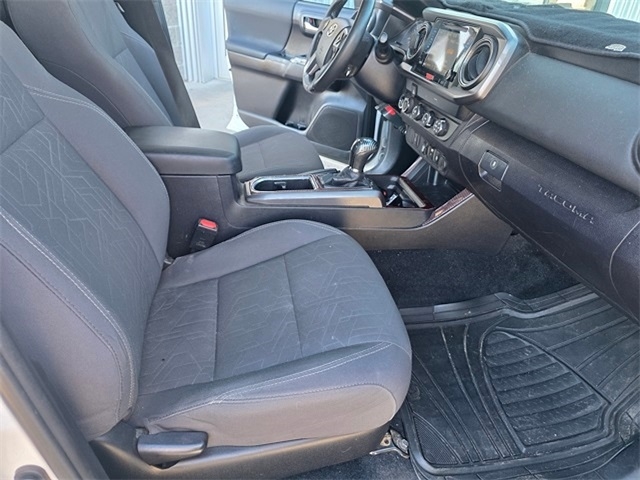 Toyota Tacoma 4WD  2019