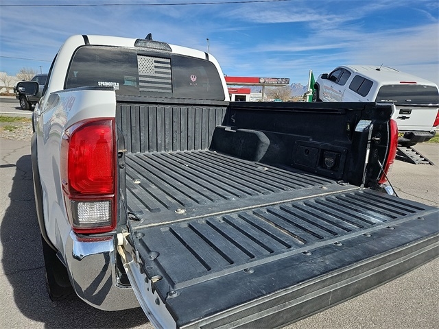 Toyota Tacoma 4WD  2019