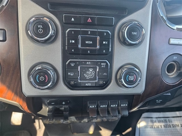 Ford Super Duty F-250 SRW  2014