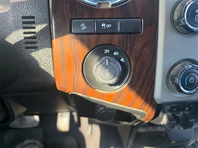 Ford Super Duty F-250 SRW  2014