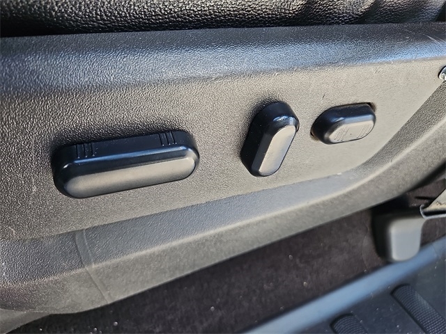 Ford Super Duty F-250 SRW  2014