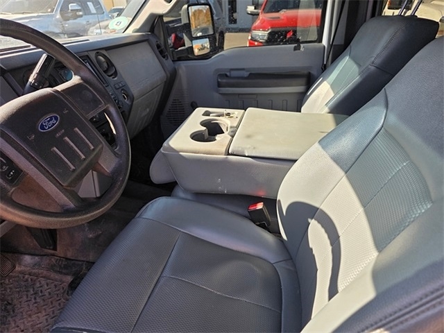 Ford Super Duty F-350 DRW  2016