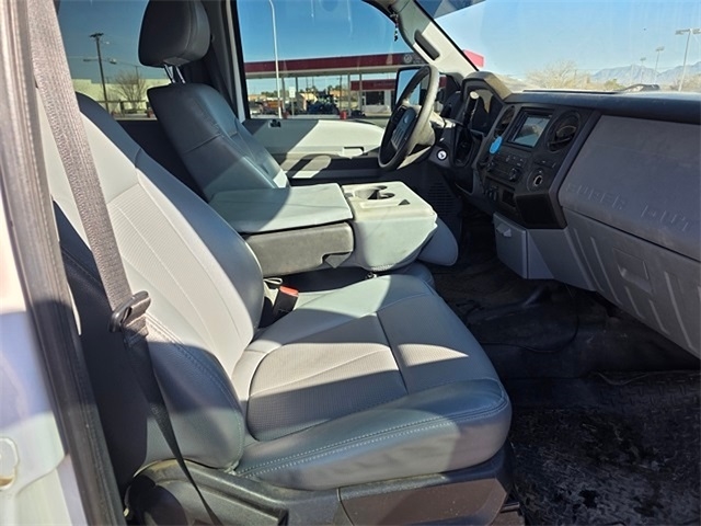 Ford Super Duty F-350 DRW  2016