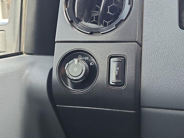 Ford Super Duty F-350 DRW  2016