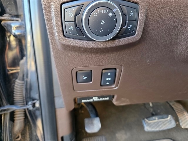 Ford Super Duty F-250 SRW  2017