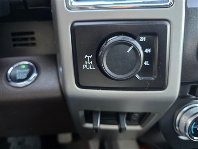 Ford Super Duty F-250 SRW  2017