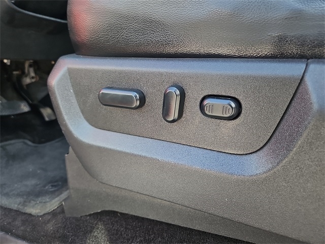 Ford Super Duty F-350 SRW  2013