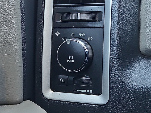 Dodge Ram 1500  2010