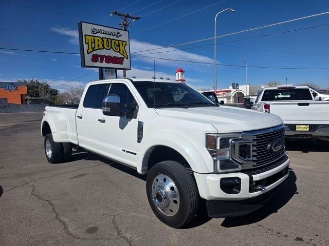 2022 Ford Super Duty F-450 DRW Platinum