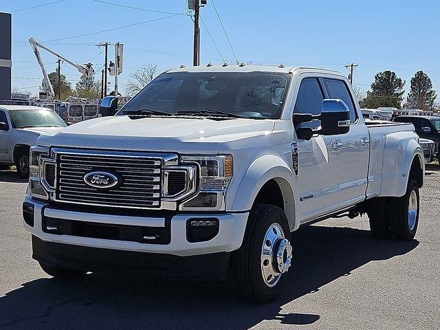 2022 Ford Super Duty F-450 DRW Platinum