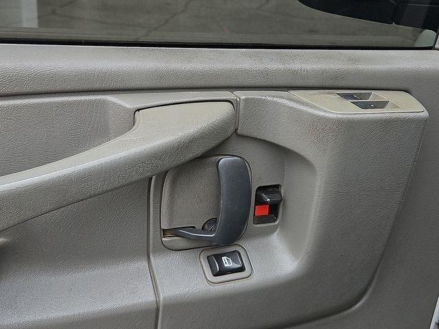 Chevrolet Express Cargo Van  2015