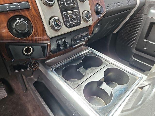 Ford Super Duty F-350 DRW  2015