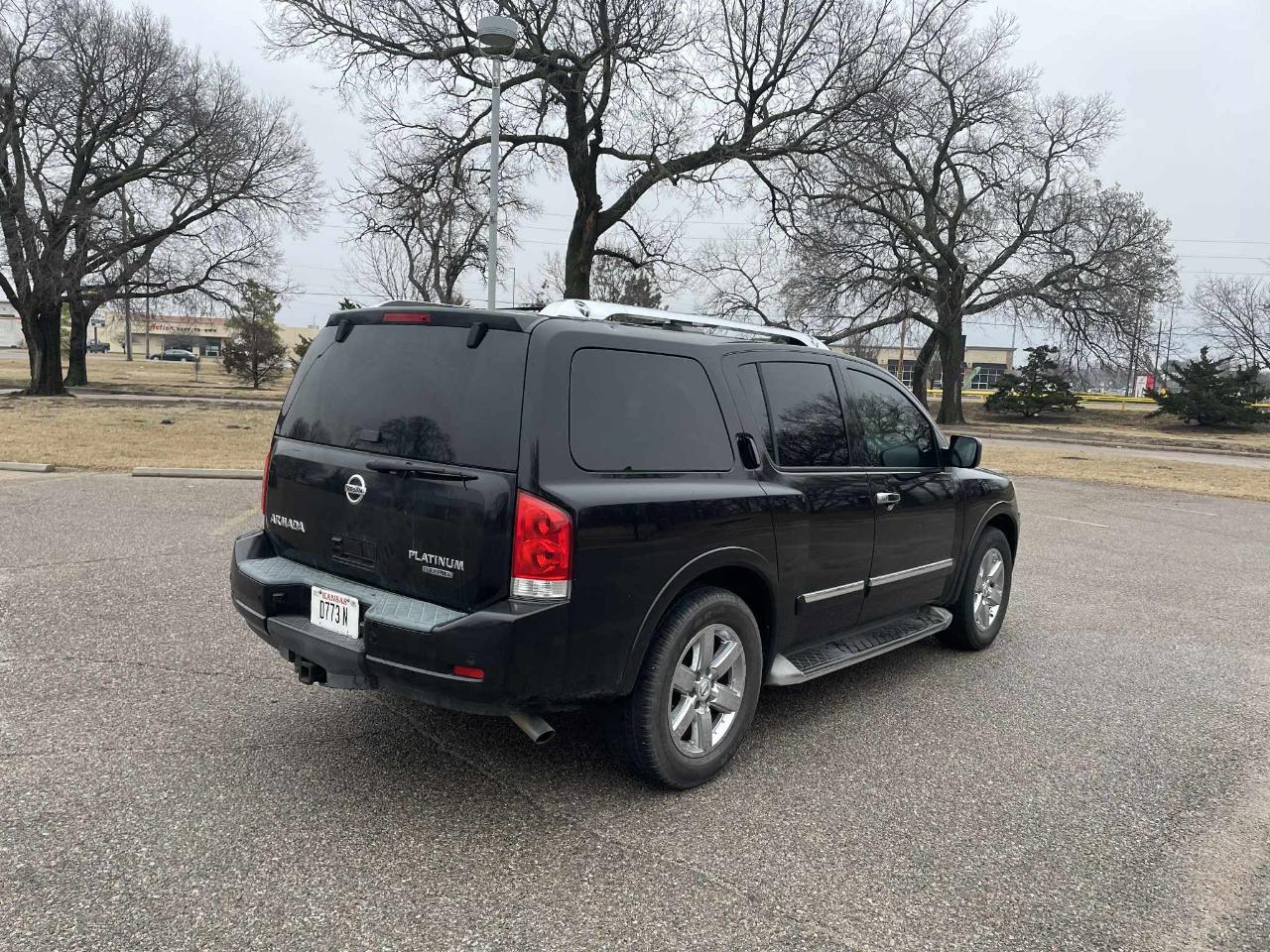 Nissan Armada SL 2WD 2011