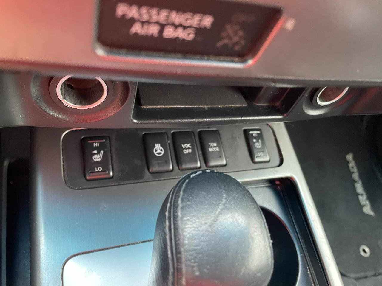 Nissan Armada SL 2WD 2011