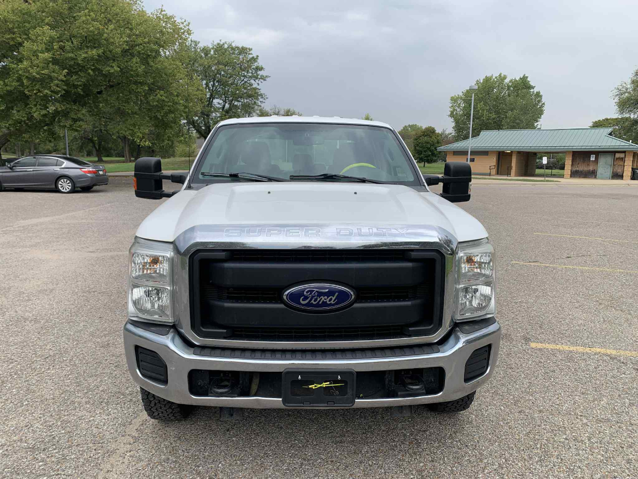 Ford F-250 SD XLT Crew Cab Long Bed 4WD 2016 Ford F-250 SD XLT Crew Cab Long Bed 4WD 2016