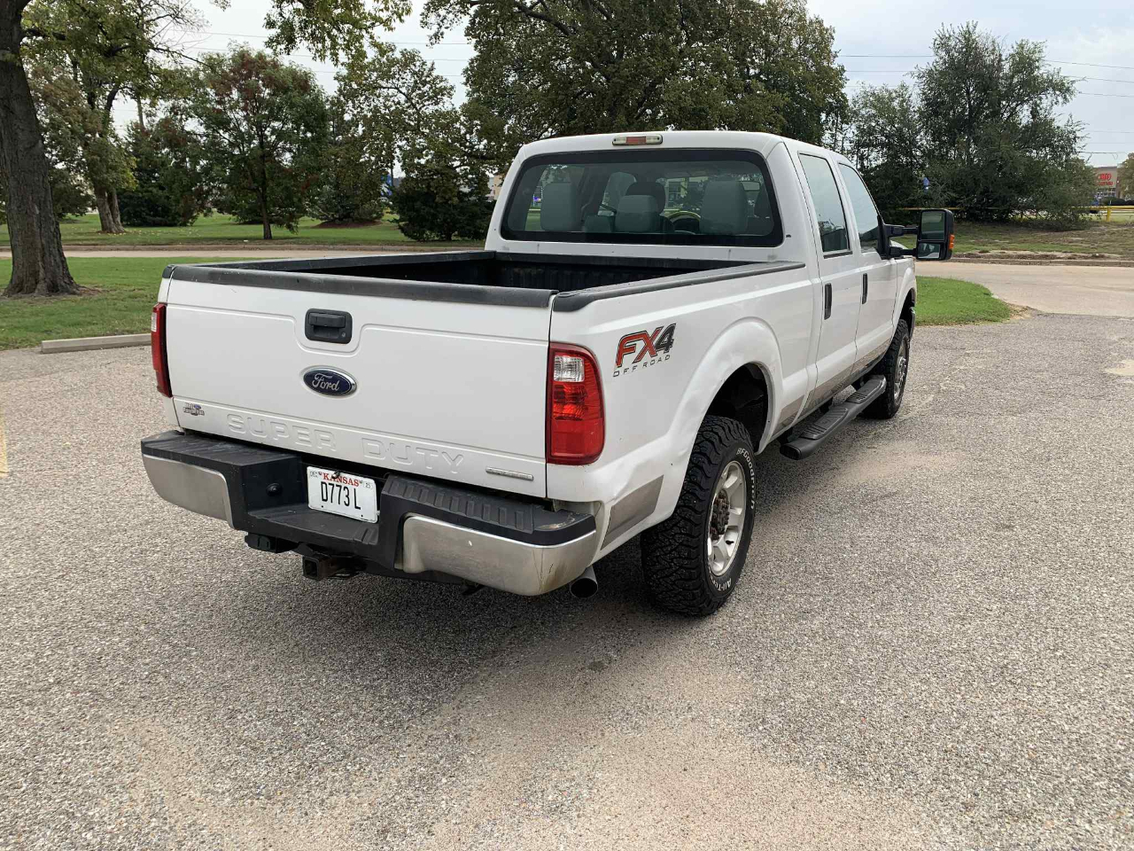 Ford F-250 SD XLT Crew Cab Long Bed 4WD 2016 Ford F-250 SD XLT Crew Cab Long Bed 4WD 2016