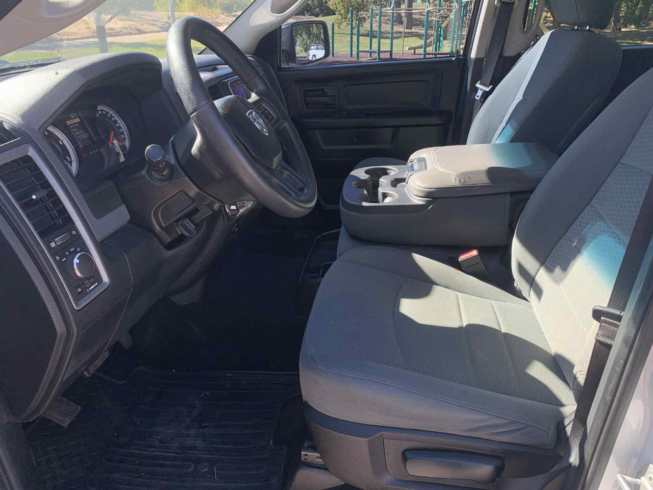 RAM 1500 Tradesman/Express Crew Cab SWB 2WD 2014 RAM 1500 Tradesman/Express Crew Cab SWB 2WD 2014