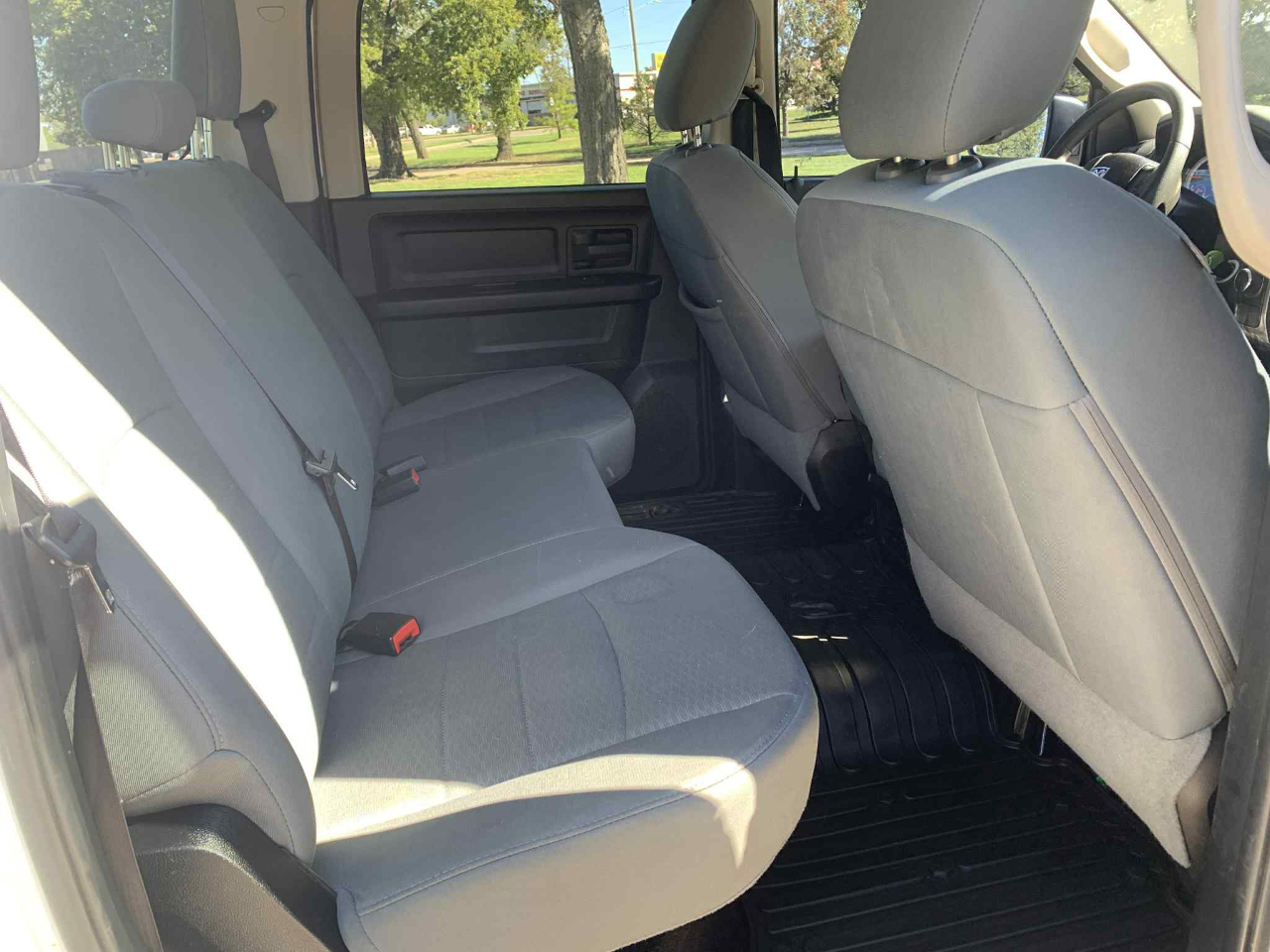 RAM 1500 Tradesman/Express Crew Cab SWB 2WD 2014 RAM 1500 Tradesman/Express Crew Cab SWB 2WD 2014