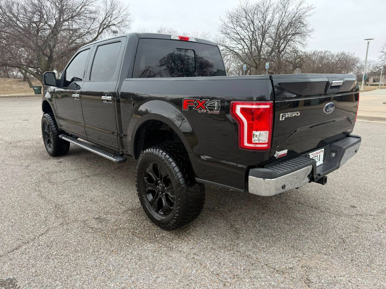 Ford F-150 Lariat SuperCrew 5.5-ft. Bed 4WD 2016
