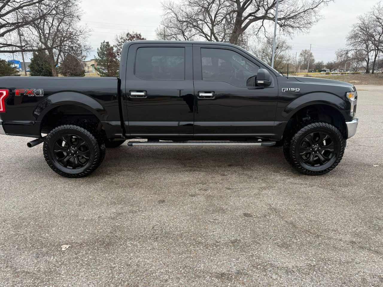 Ford F-150 Lariat SuperCrew 5.5-ft. Bed 4WD 2016