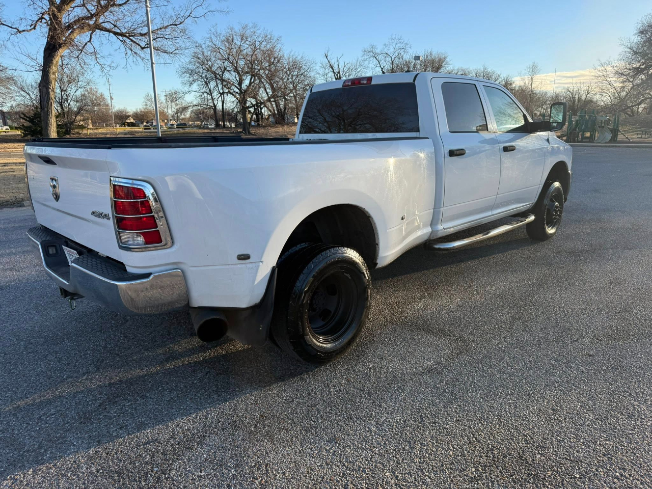 RAM 3500 ST Crew Cab LWB 4WD DRW 2012