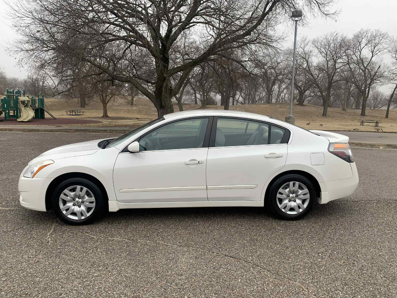 Nissan Altima 2.5 S 2010