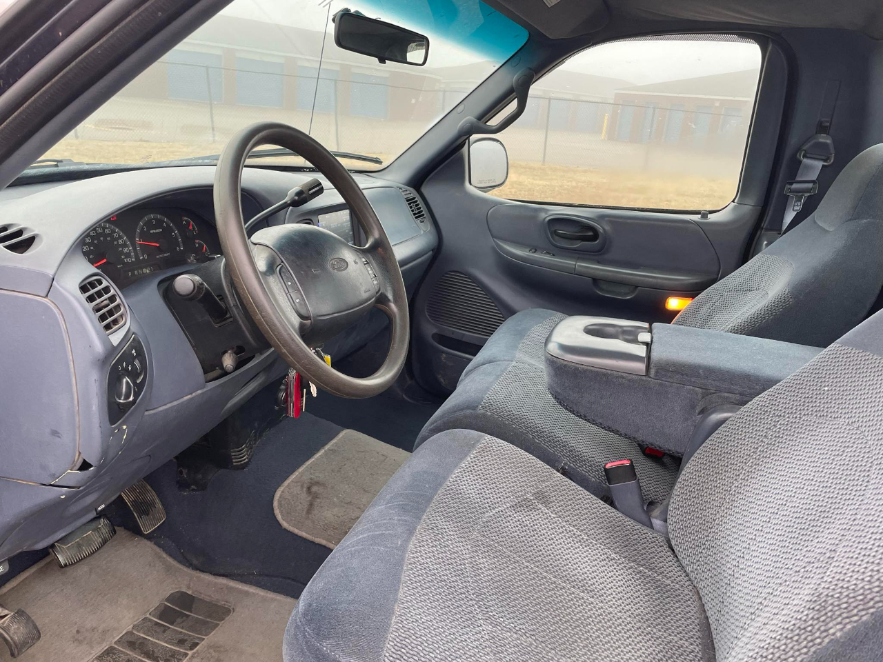 Ford F-150 WS Reg. Cab Long Bed 2WD 1999