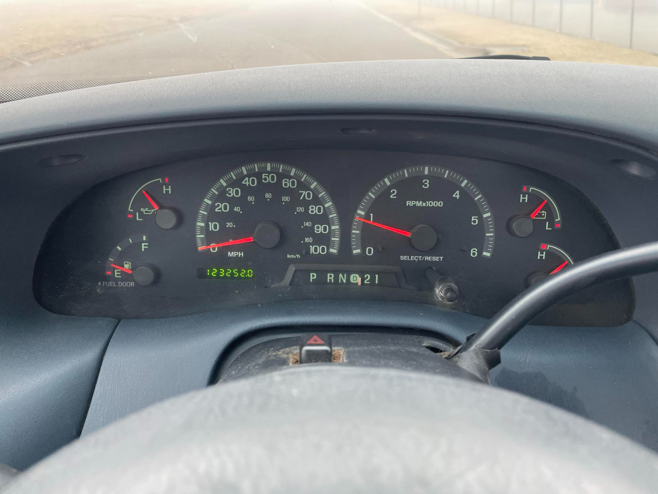 Ford F-150 WS Reg. Cab Long Bed 2WD 1999