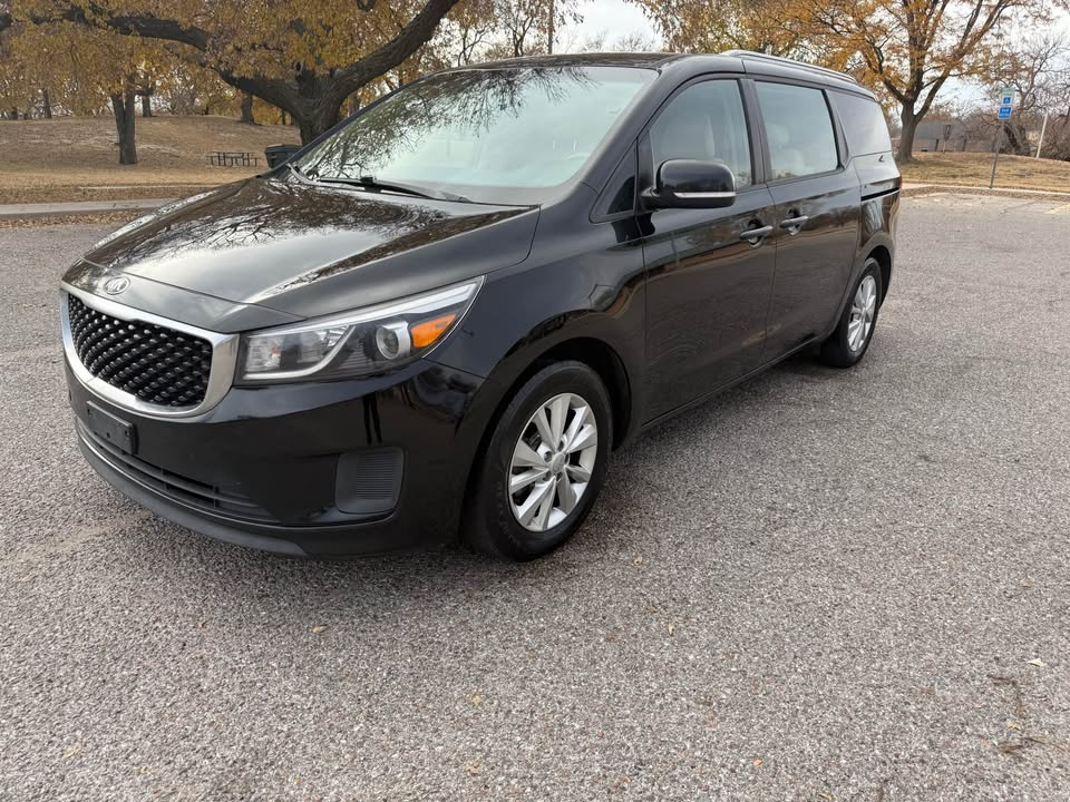 Kia SEDONA LX  2016