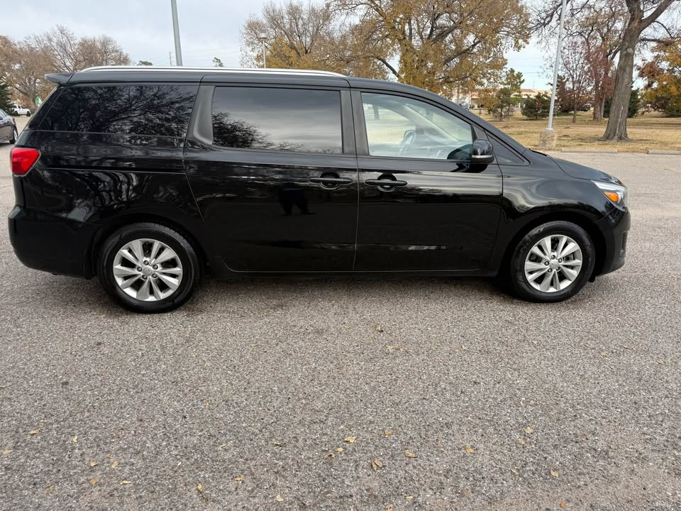 Kia SEDONA LX  2016