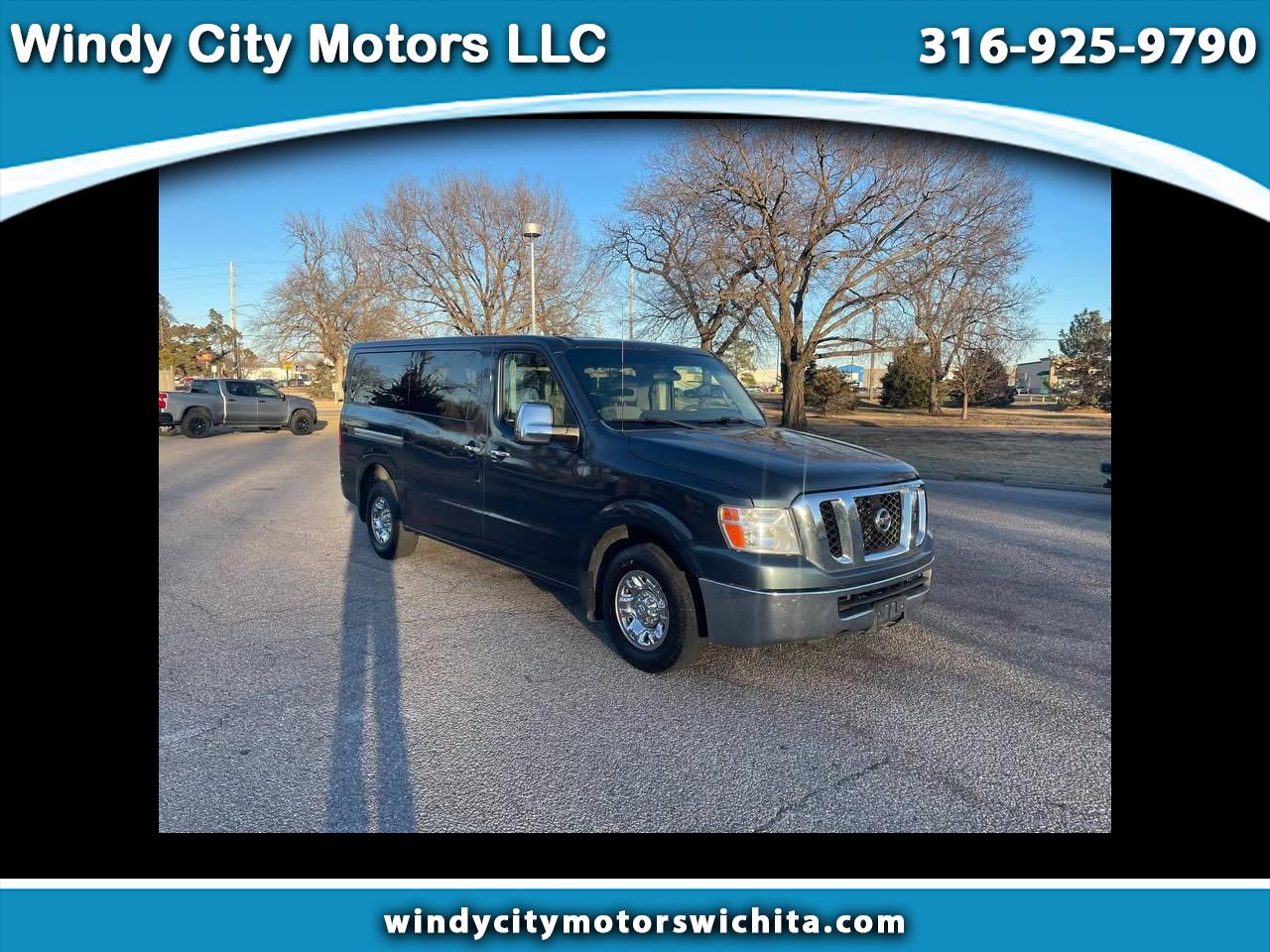 Nissan NV Passenger 3500 S V6 2013