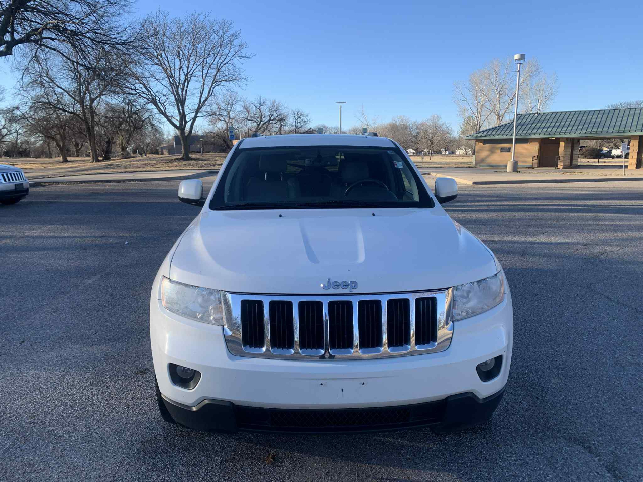 Jeep Grand Cherokee Laredo 4WD 2011