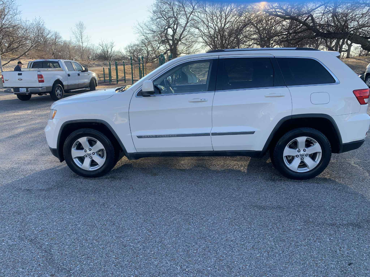 Jeep Grand Cherokee Laredo 4WD 2011