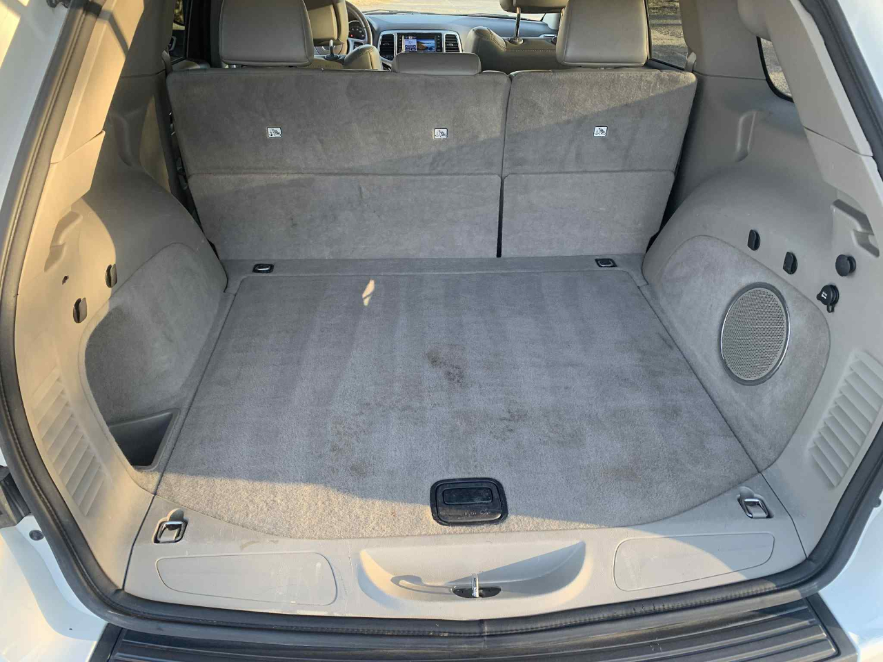 Jeep Grand Cherokee Laredo 4WD 2011