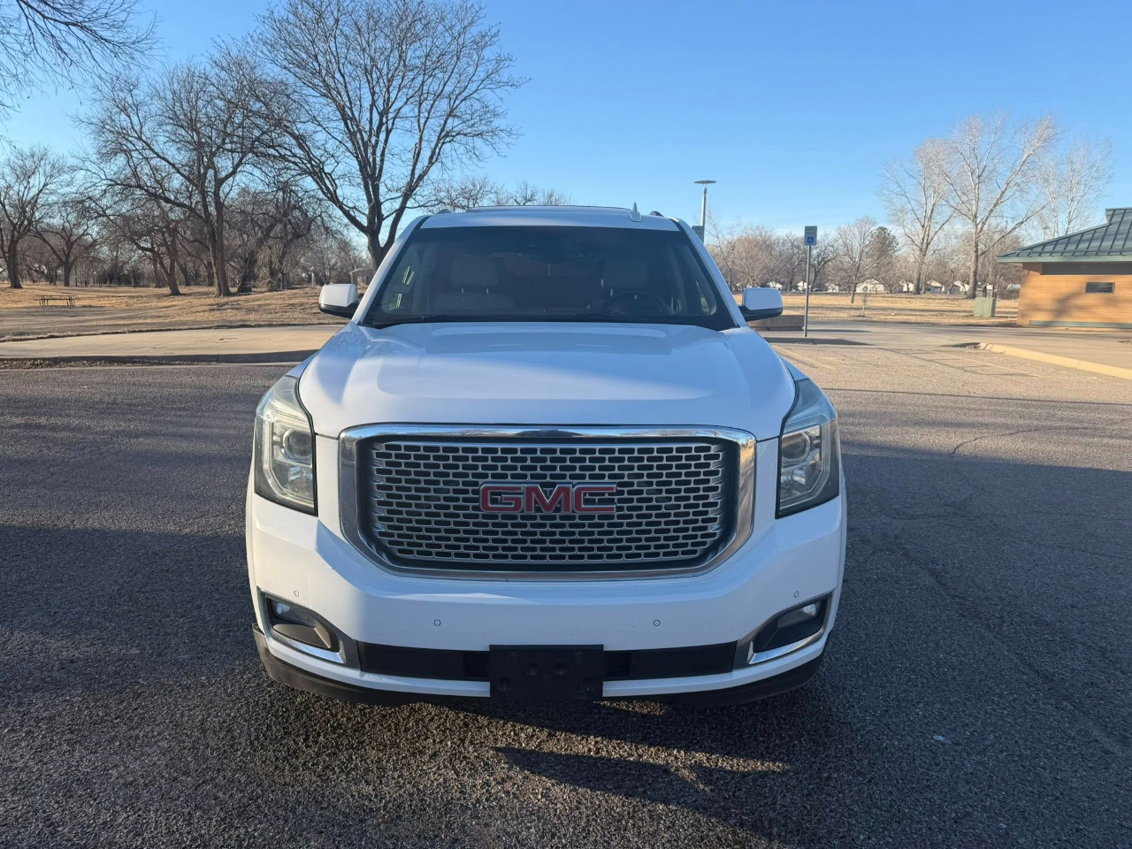 GMC Yukon Denali 4WD 2015