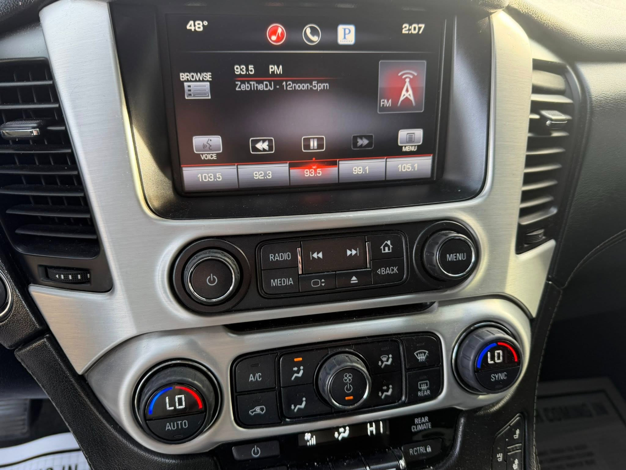 GMC Yukon XL SLT 1/2 Ton 2WD 2015