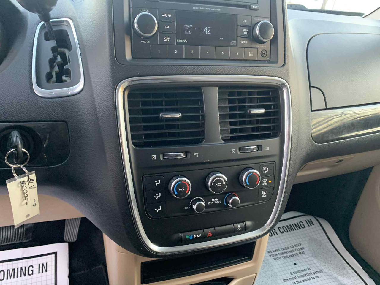 Dodge Grand Caravan SE 2015