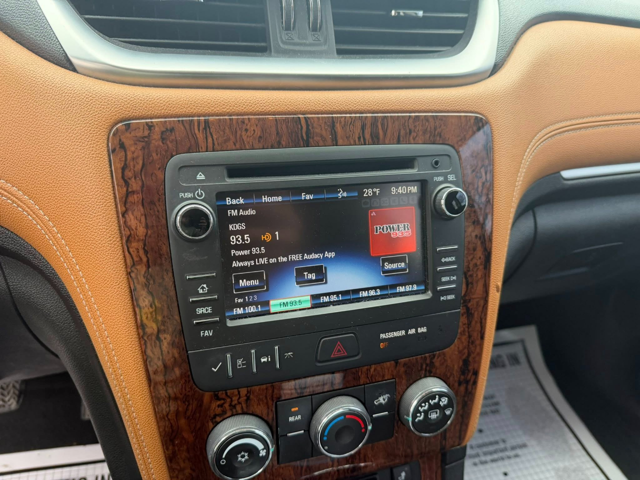 Chevrolet Traverse 1LT FWD 2013