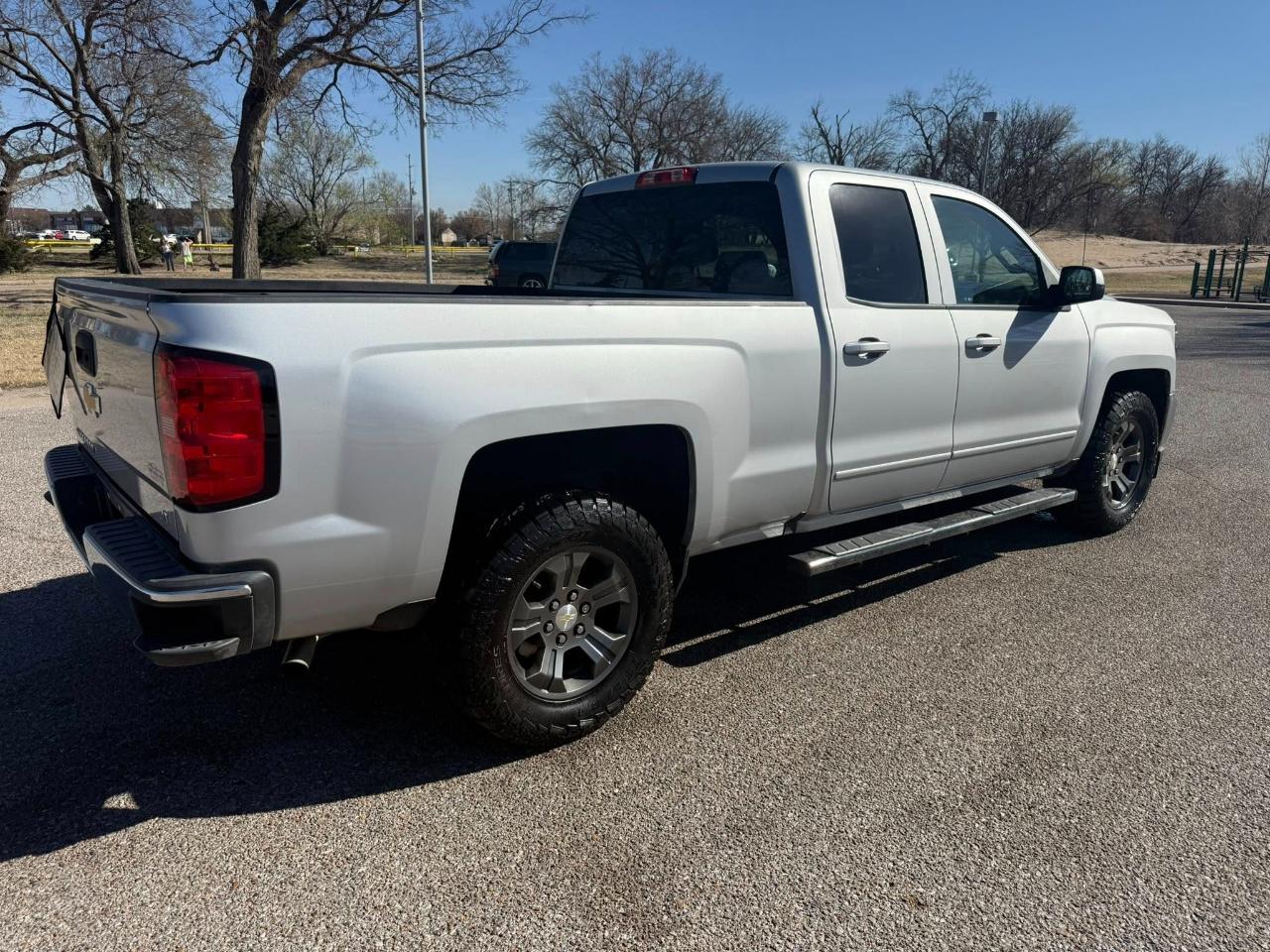 Chevrolet Silverado 1500 LT Double Cab 2WD 2018