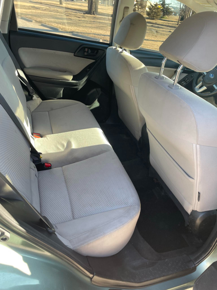 Subaru Forester 2.5i Premium PZEV CVT 2017