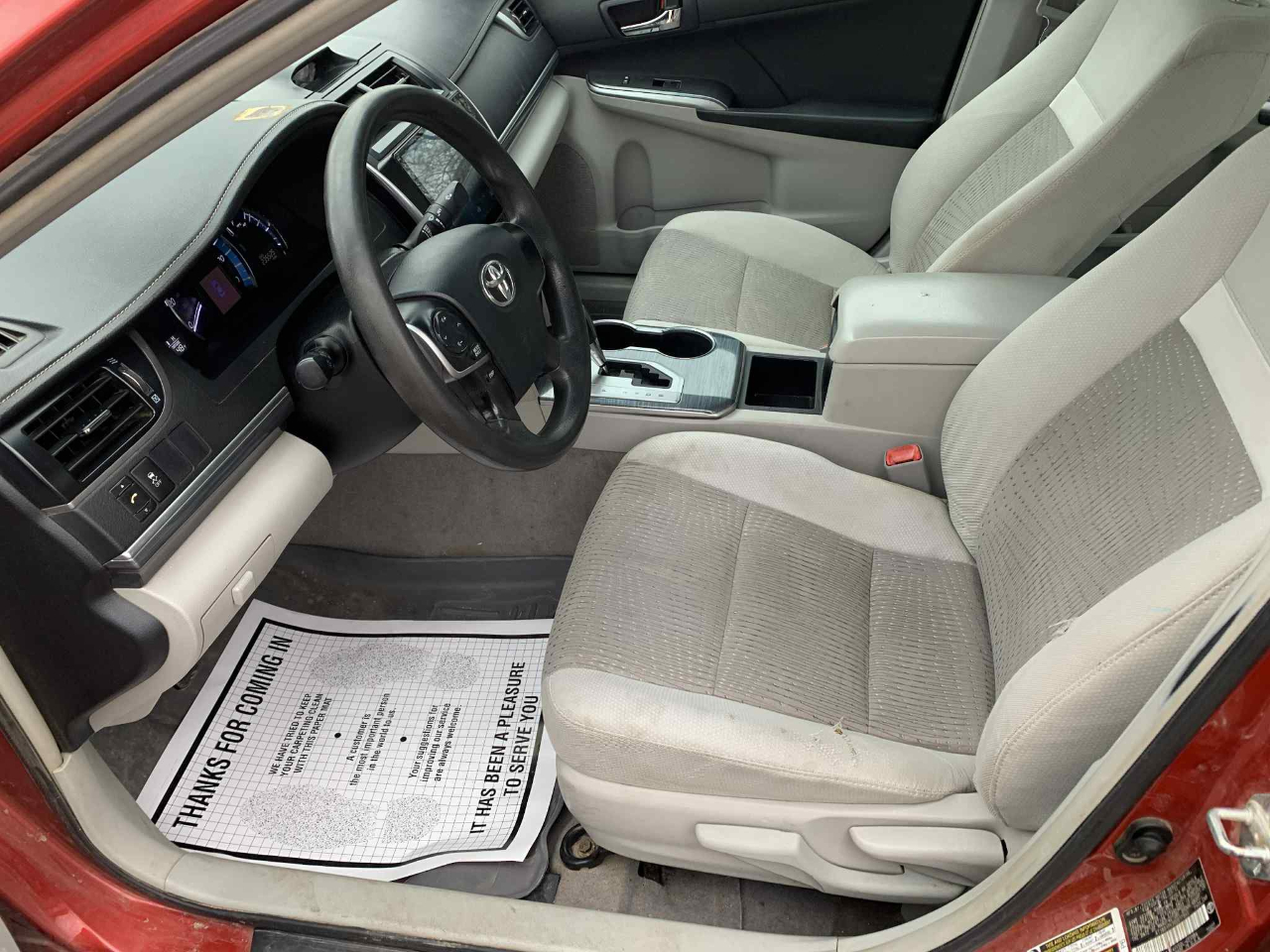 Toyota Camry Hybrid LE 2012